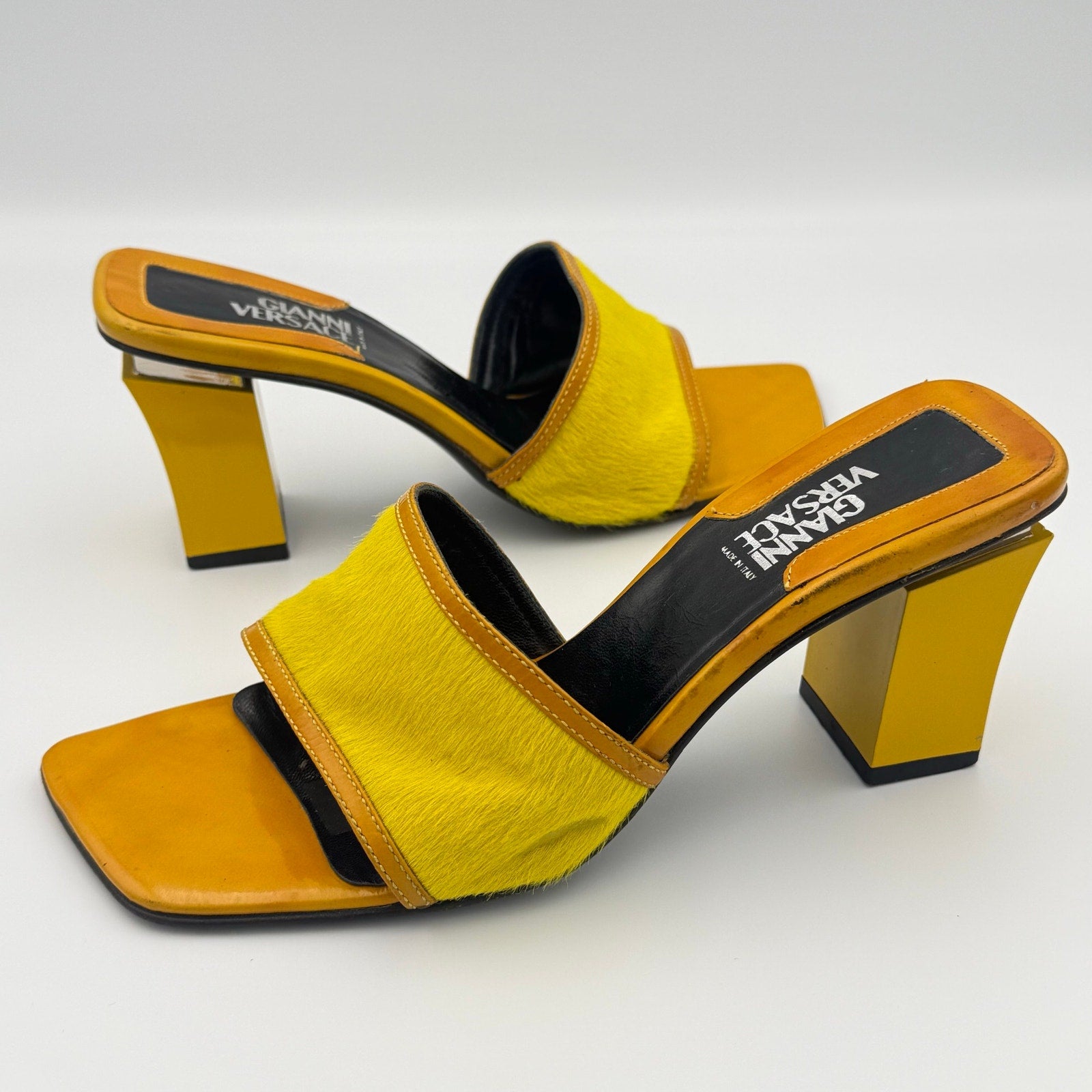 Rare Vintage Gianni Versace Mule Sandals in Yellow Calf Hair and Orange Leather