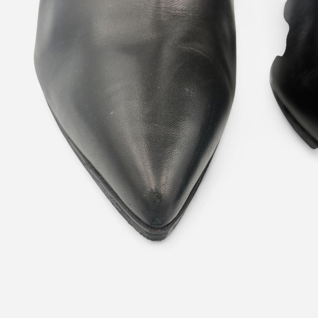 Vintage Gucci Black Leather Knee-high Boots with Horse Bit Detail