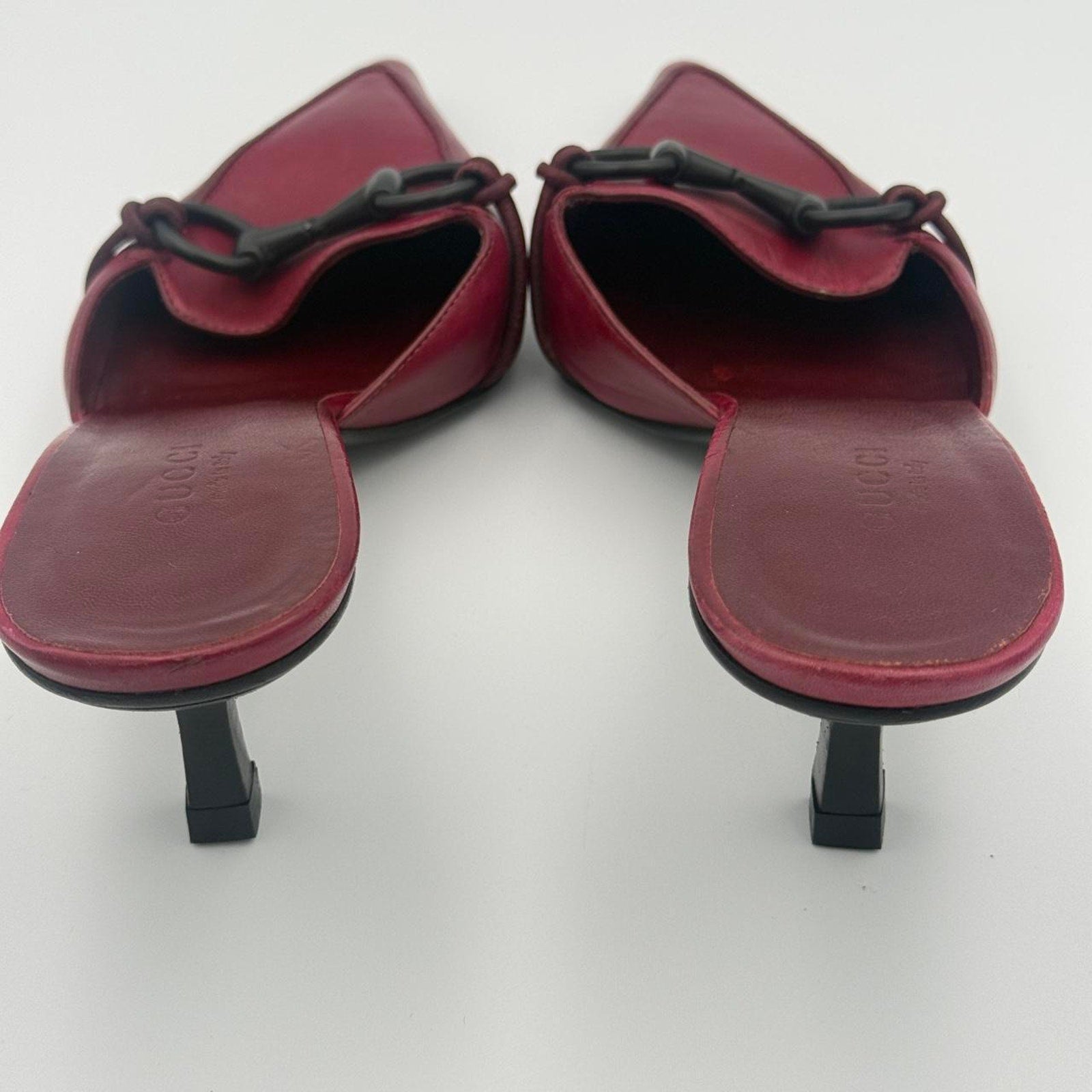 Vintage Gucci Pointed Toe Mules in Burgundy Leather with a Rare Black Horse Bit