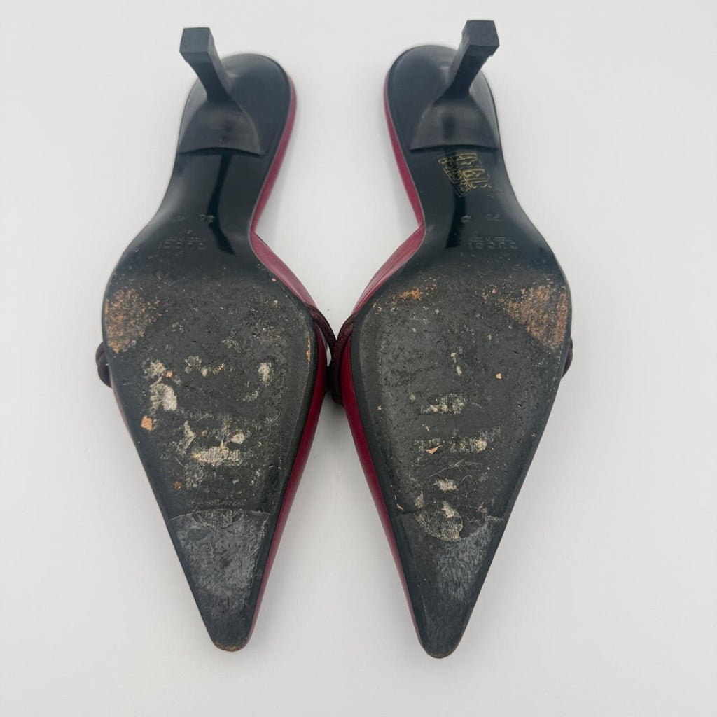 Vintage Gucci Pointed Toe Mules in Burgundy Leather with a Rare Black Horse Bit