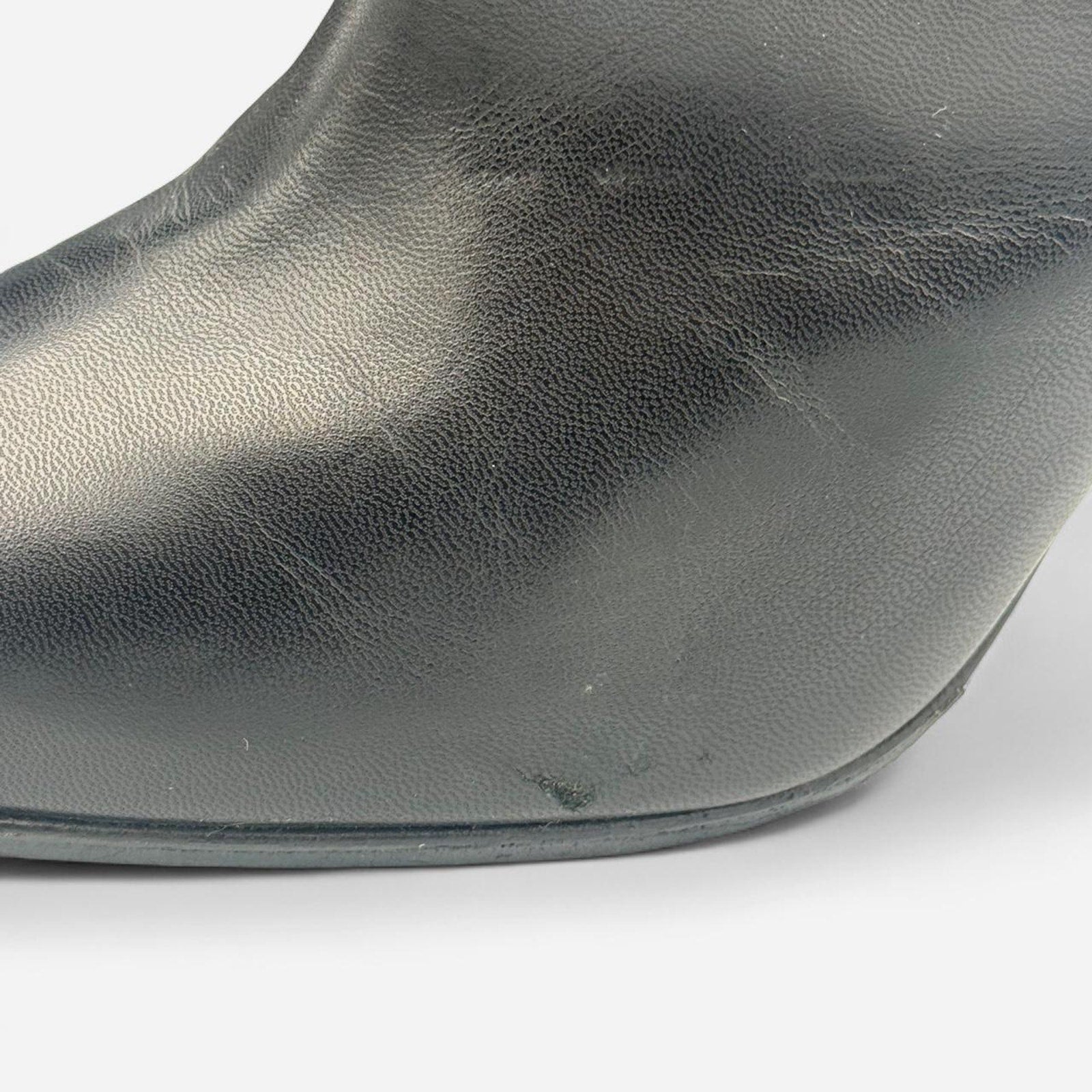Vintage Gucci Black Leather Knee-high Boots with Horse Bit Detail