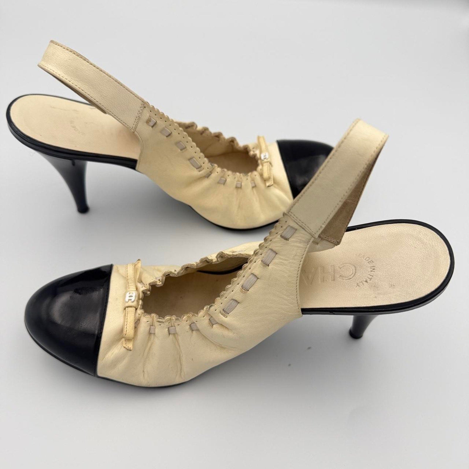 Vintage Chanel Ballet Flat Slingback Heels with Cap Toe in Cream & Black Leather and Interlocking CC Logo Bow
