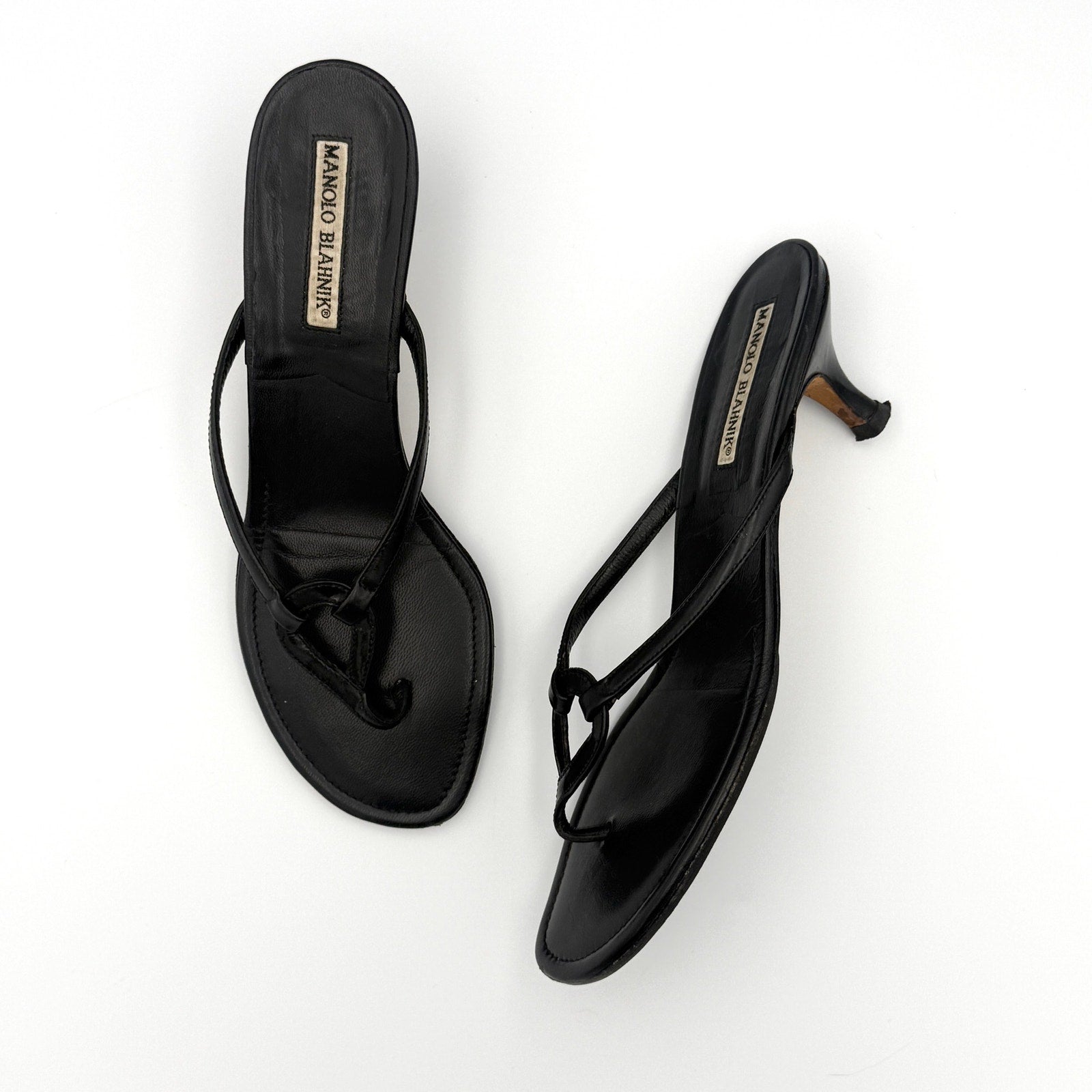 Vintage Manolo Blahnik Thong Sandal Kitten Heel in Black Patent Leather