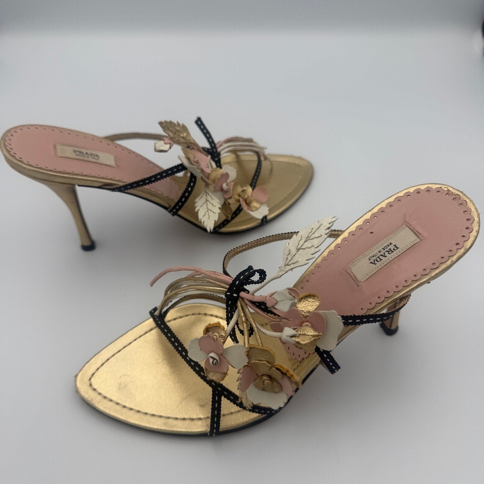 Rare Vintage Prada 2002 Flower Bouquet Gold Heels x Neiman Marcus 95th Anniversary